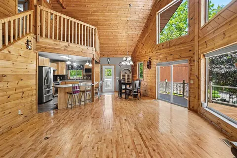 2000 Granada Court, Weidman MI 48893-9387 photo 4