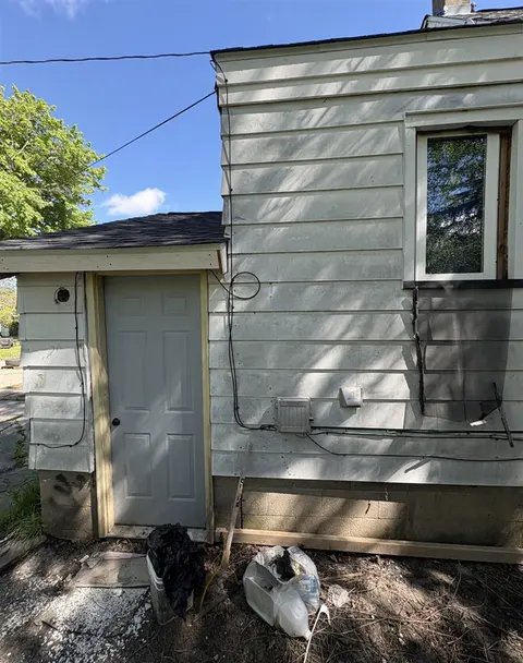 2121 Sheridan Avenue, Saginaw MI 48601-3611 photo 3