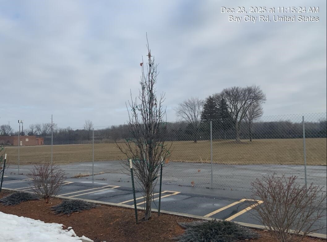 5221 Bay City Road, Midland MI 48642-6098 photo 1