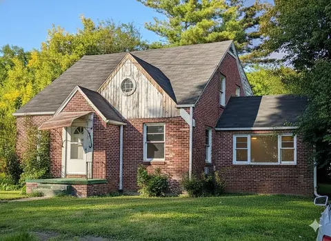 544 S 13th Street, Saginaw MI 48601-1913 photo 2
