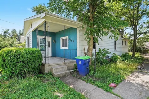 5058 Hess Road, Saginaw MI 48601-6814 photo 3