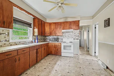 5058 Hess Road, Saginaw MI 48601-6814 photo 5
