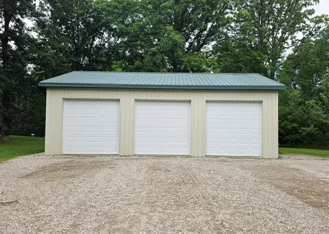 2790 W Wing Road, Mount Pleasant MI 48858-8510 photo 3