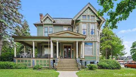 1500 Center Avenue, Bay City MI 48708-5101 multi-family property for sale