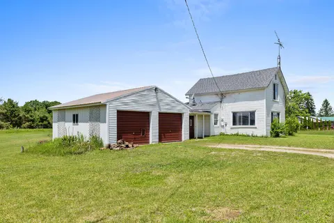 8938 Gibson Avenue, Lake MI 48632-9135 photo 2