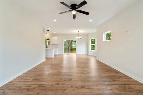 5 E Main Street, Owosso MI 48867 photo 4