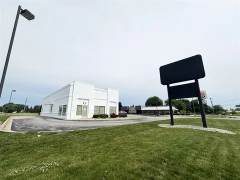 6362 3 Mile Road, Bay City MI 48706-9020 photo 2