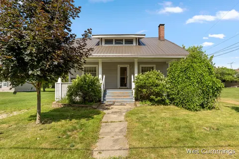 6475 N Lumberjack Road, Riverdale MI 48877 home for sale