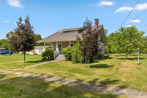 6475 N Lumberjack Road, Riverdale MI 48877 photo 2