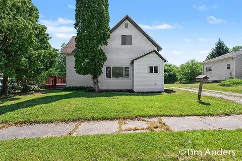 307 S East Street, Update MI 48880-1729 home for sale
