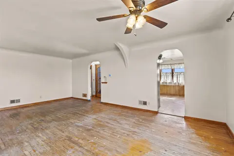 3520 N Towerline Road, Saginaw MI 48601-9242 photo 3