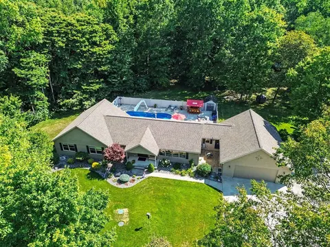 6333 Blackmar Road, Bridgeport MI 48722-9412 photo 2