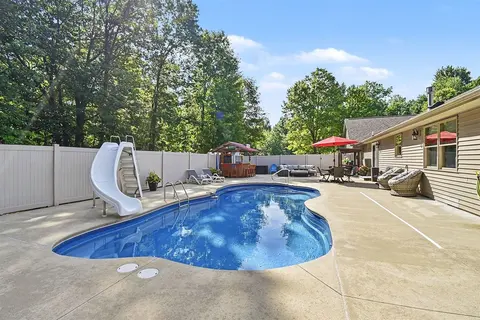 6333 Blackmar Road, Bridgeport MI 48722-9412 photo 4