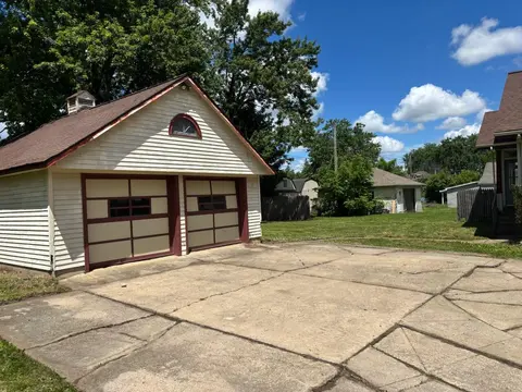 3194 Main Street, Marlette MI 48453-1244 photo 5