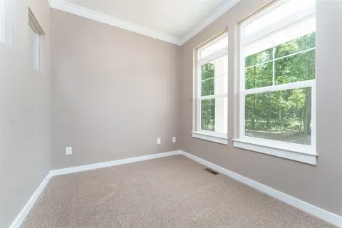 570 W Wildwood Drive, Owosso MI 48867-9119 photo 5