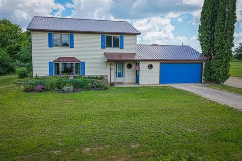 8565 S Cornwell Avenue, Clare MI 48617-8533 photo 4