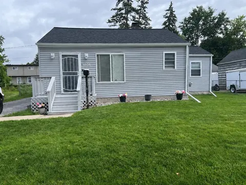 1708 Division Street, Saginaw MI 48602-1805 home for sale