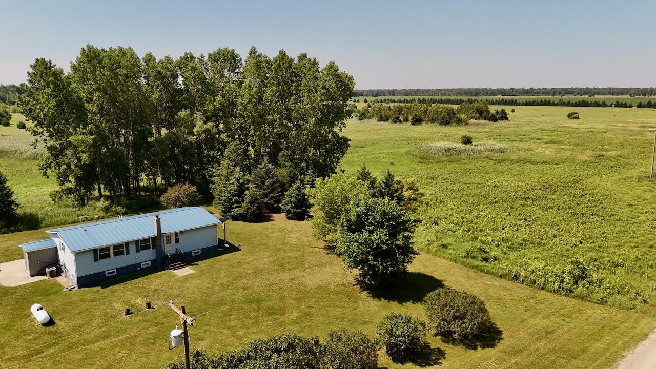 1824 W Bessinger Road, Turner MI 48765-9778 photo 1