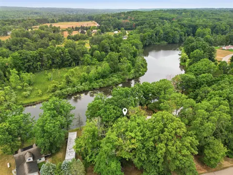 1046 Vallado Drive, Lake Isabella MI 48893-8832 photo 2