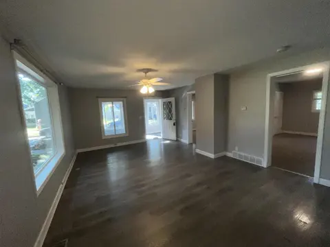 1012 Litchfield Street, Bay City MI 48706-3747 photo 5