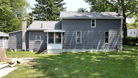 400 Shattuck Road, Saginaw MI 48604-2371 photo 3