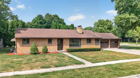 800 Balfour Street, Midland MI 48640-3326 photo 2