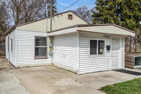 1941 Walcott Street, Saginaw MI 48601 photo 3
