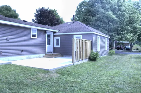 614 Allen Avenue, Alma MI 48801-2730 photo 4