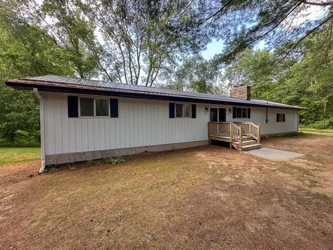 10013 E Beal City Road, Mount Pleasant MI 48858-9261 home for sale