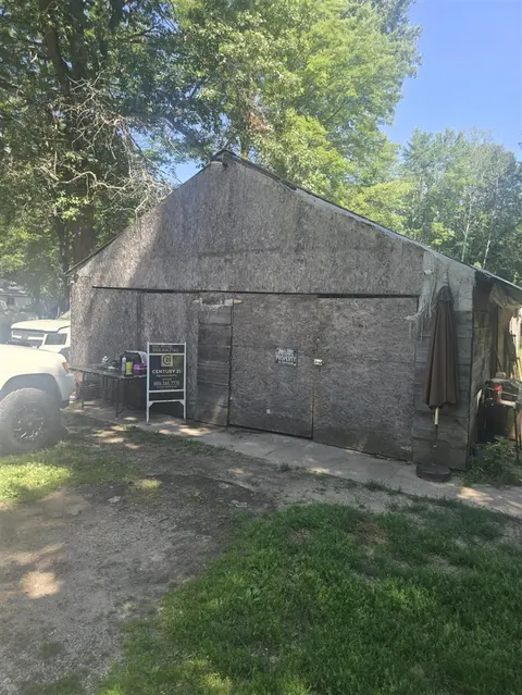 2685 S Whitney Beach Road, Beaverton MI 48612-8224 photo 2