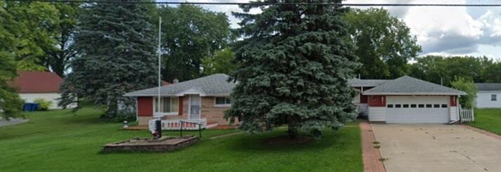 1820 SE Boutell Road, Essexville MI 48732-9704 photo 1