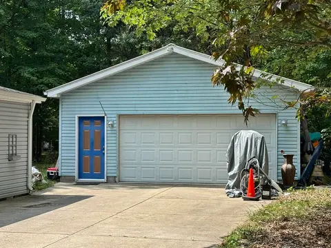 3140 Lake Of The Pines Drive, Lake MI 48632-8534 photo 2