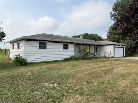 2095 Brettrager Drive, Saginaw MI 48601-9749 home for sale
