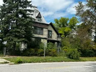 723 Sheridan Avenue, Saginaw MI 48607-1725 photo 3