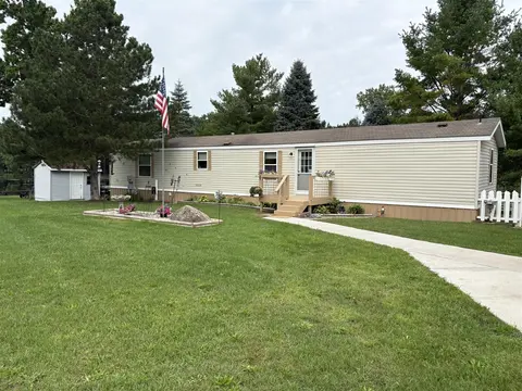 1455 Eldon Court, Gladwin MI 48624-9634 home for sale
