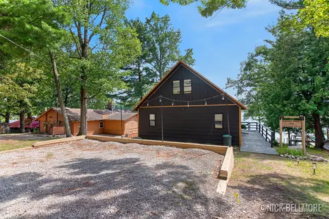 1481 N Crooked Lake Drive, Lake MI 48632-9042 photo 4
