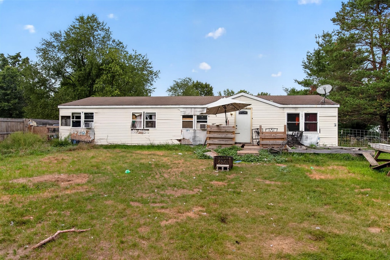 8668 Holly Street, Lake MI 48632-9064 photo 1