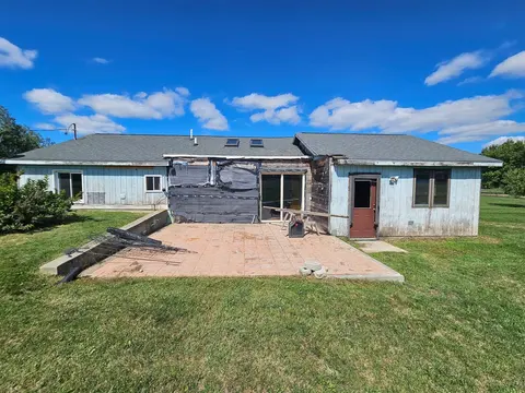 6597 W Walton Road, Blanchard MI 49310-9166 photo 4