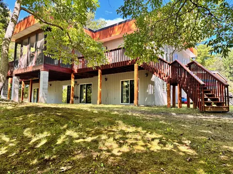1001 S 10 1/2 Mile Road, Midland MI 48640-8001 photo 2