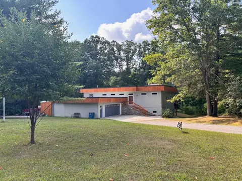 1001 S 10 1/2 Mile Road, Midland MI 48640-8001 photo 3