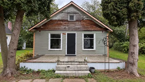 8059 N Wheeler Road, Wheeler MI 48662 home for sale