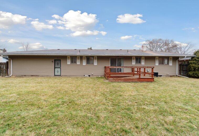 3172 Mysylvia Drive, Saginaw MI 48601-6929 photo 1