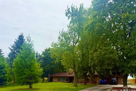 782 Midland Road, Bay City MI 48706-8700 photo 3