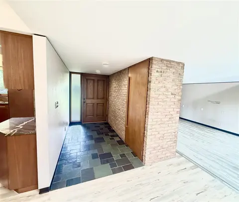 782 Midland Road, Bay City MI 48706-8700 photo 5