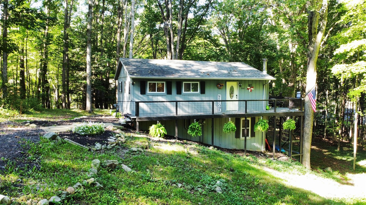1022 Circle Drive, Lake Isabella MI 48893-9348 photo 1