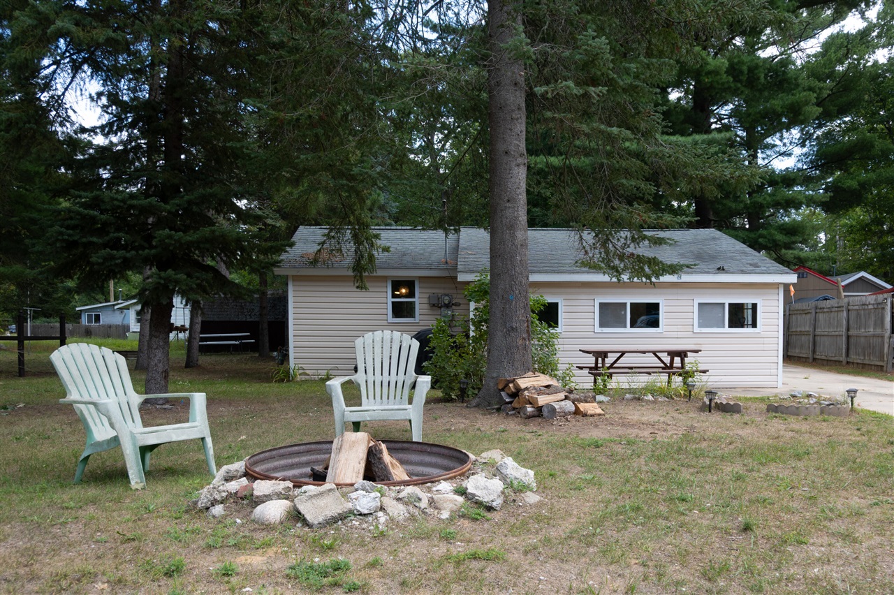 410 Silver Lake Drive, Lake MI 48632 photo 1