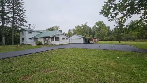 3252 Pine River Road, Standish MI 48658-9662 photo 2