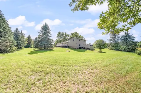 147 S Bamber Road, Mount Pleasant MI 48858-9051 photo 4