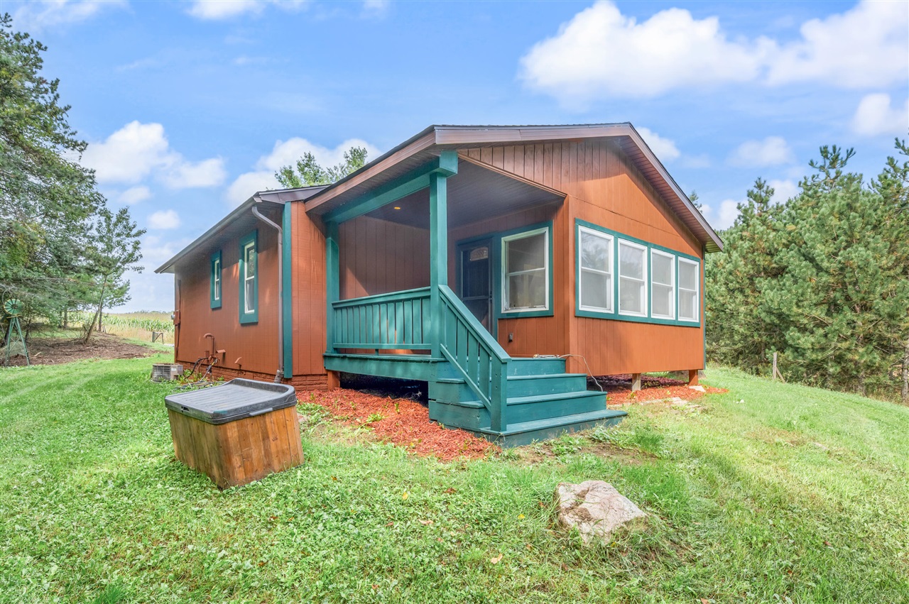 10688 N Sherman Road, Barryton MI 49305-9617 photo 1