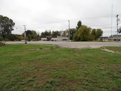 711 E Cedar, Gladwin MI 48624 photo 5